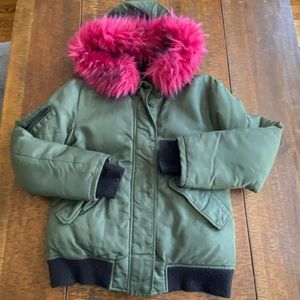 ⚡️MOVING SALE ⚡️ S13 puffer coat ⚡️MOVING SALE ⚡️